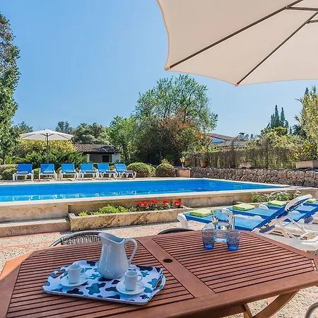 Villa Giro *